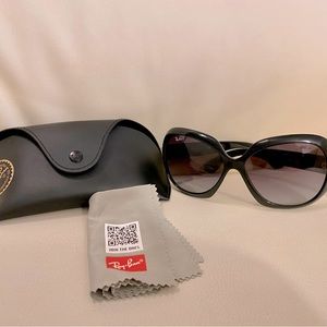 Ray-Ban Jackie O sunglasses